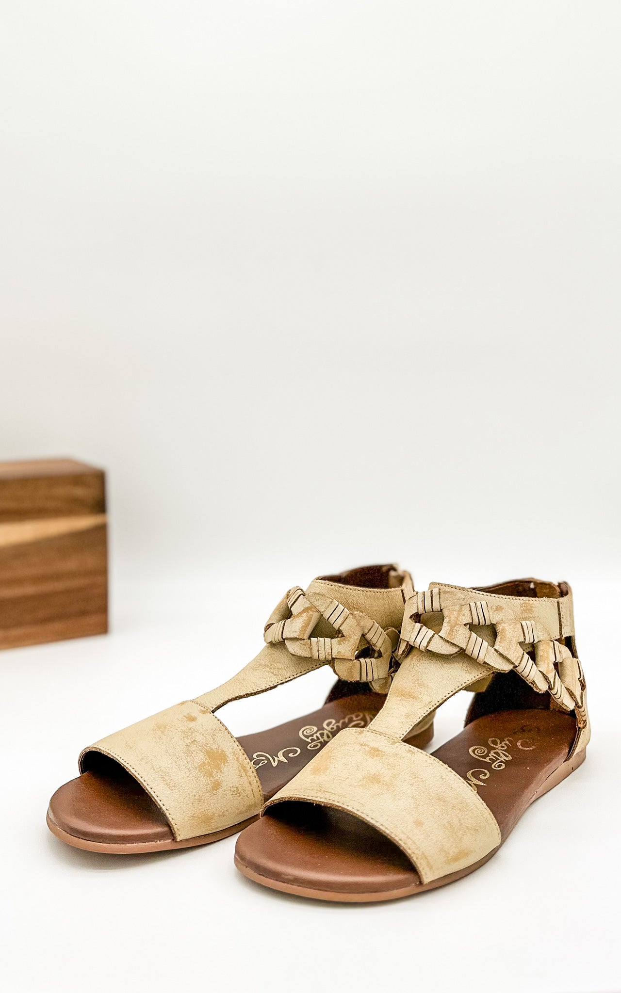 Loop D Loop Sandals in White Naughty Monkey